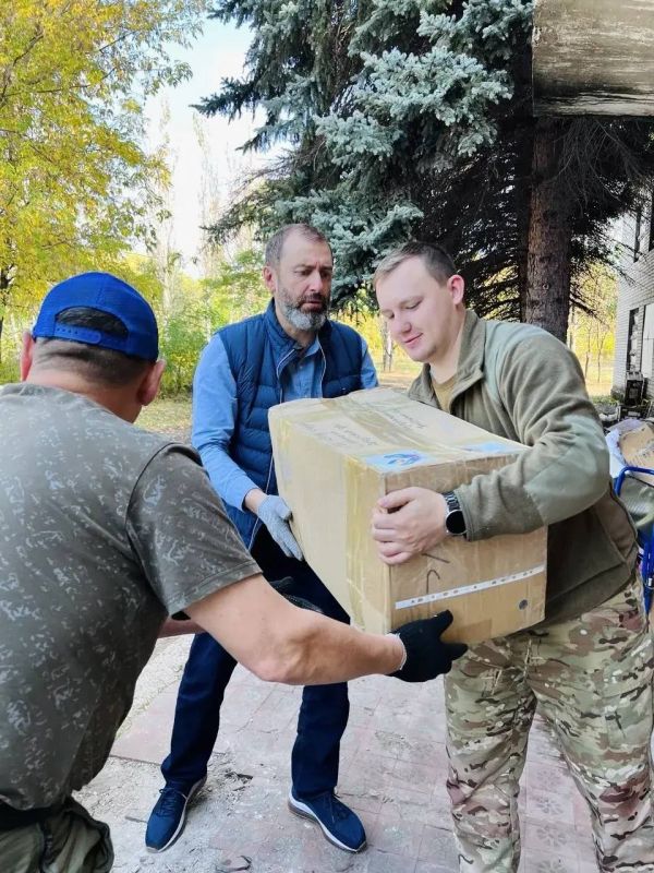 Депутаты ЗС доставили гуманитарную помощь в зону СВО Депутаты ЗС доставили гуманитарную помощь в зону СВО