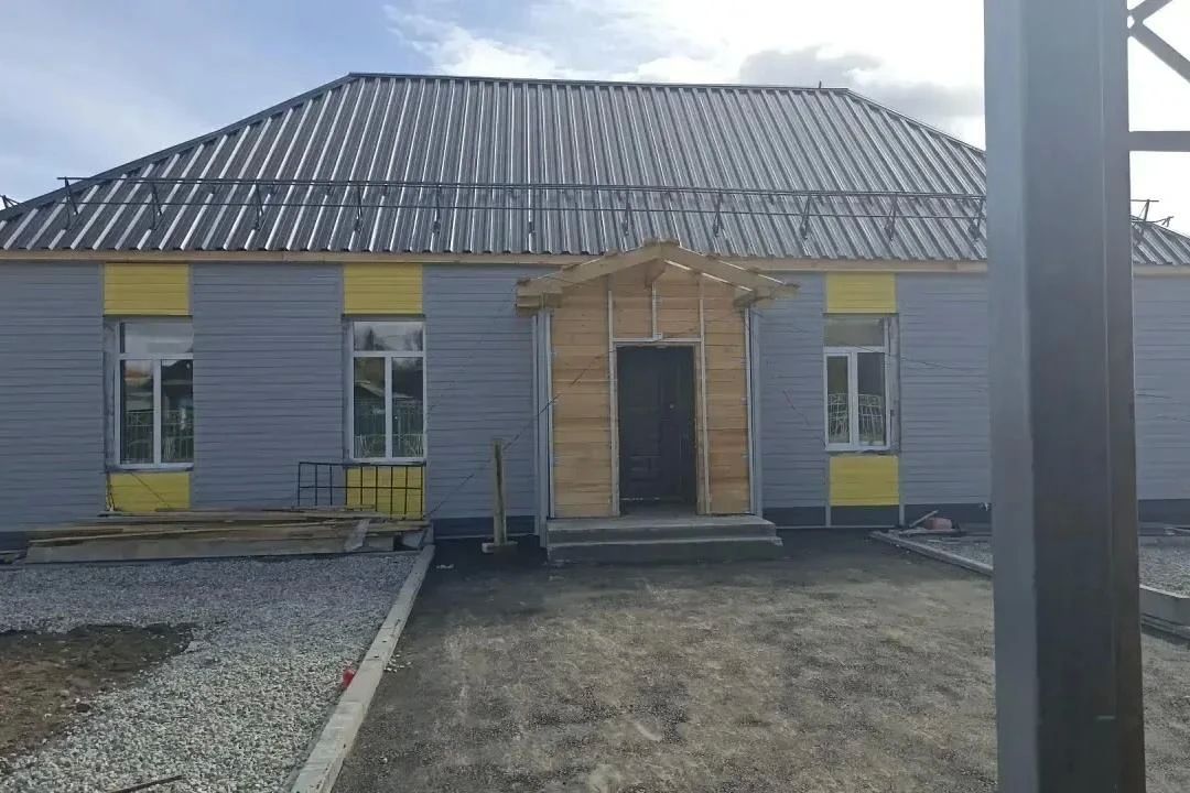 В селе Большая Елань завершается капремонт здания Детской школы искусств