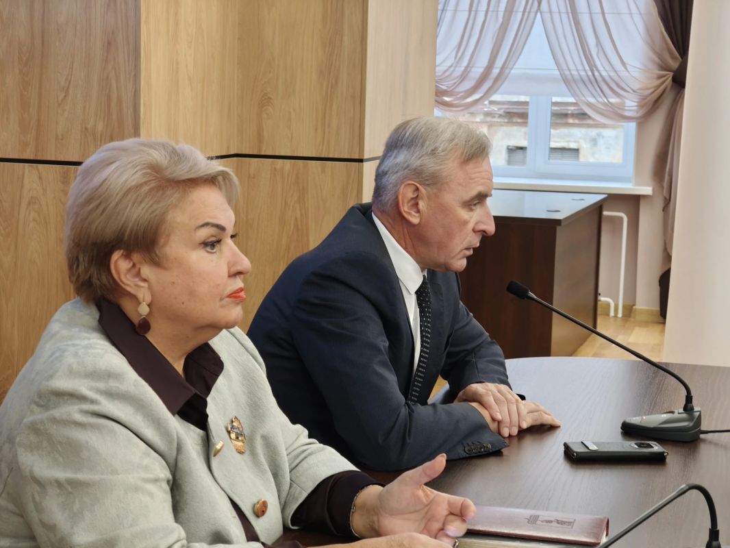 В Ангарском округе продолжается медиафорум «Включай микрофон!» В Ангарском округе продолжается медиафорум «Включай микрофон!»