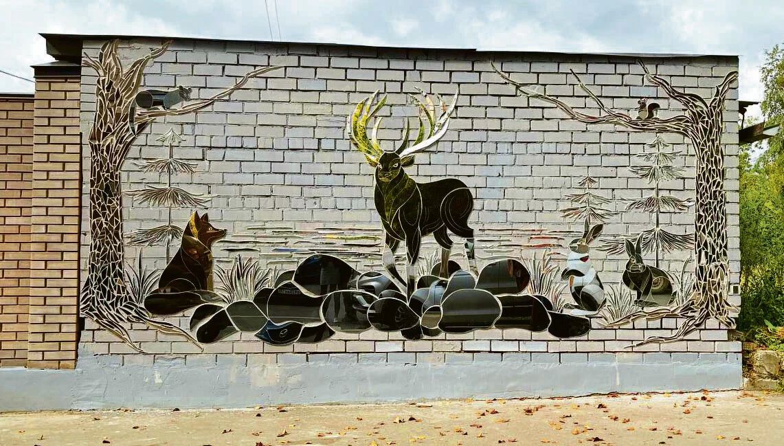 Яркость в городе «подкрутили» на максимум: смотрим, какими муралами художники фестиваля «Голос улиц» украсили Иркутск Яркость в городе «подкрутили» на максимум: смотрим, какими муралами художники фестиваля «Голос улиц» украсили Иркутск