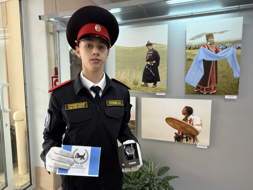 Воспитанники Ангарского казачьего кадетского корпуса дали клятву быть верными сынами России Воспитанники Ангарского казачьего кадетского корпуса дали клятву быть верными сынами России