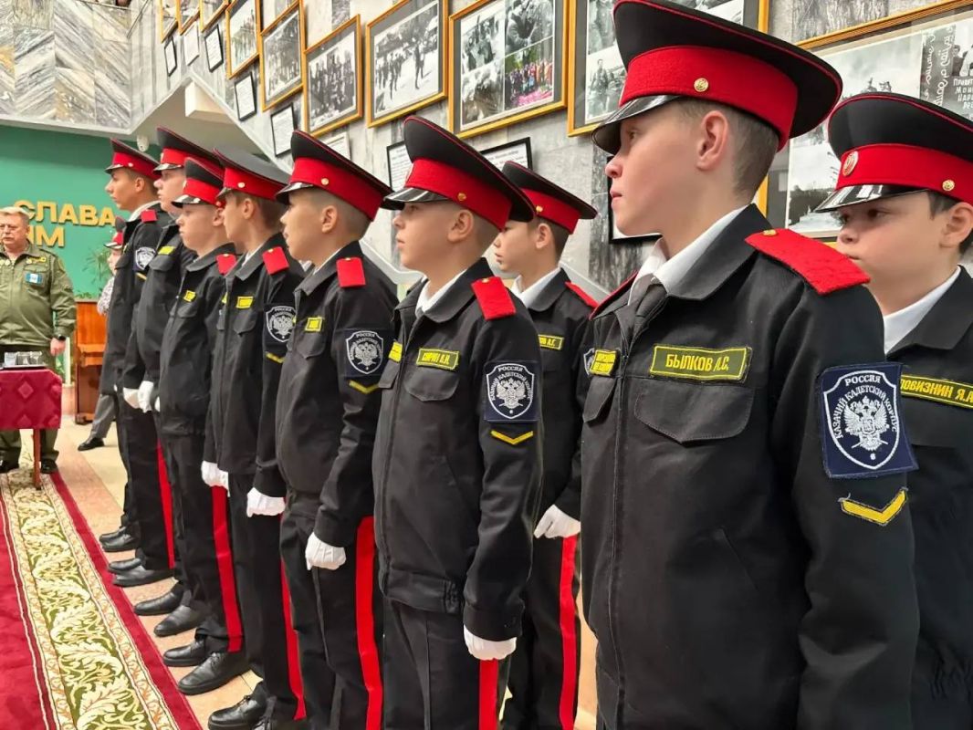 В Ангарске 57 кадет принесли торжественную клятву В Ангарске 57 кадет принесли торжественную клятву