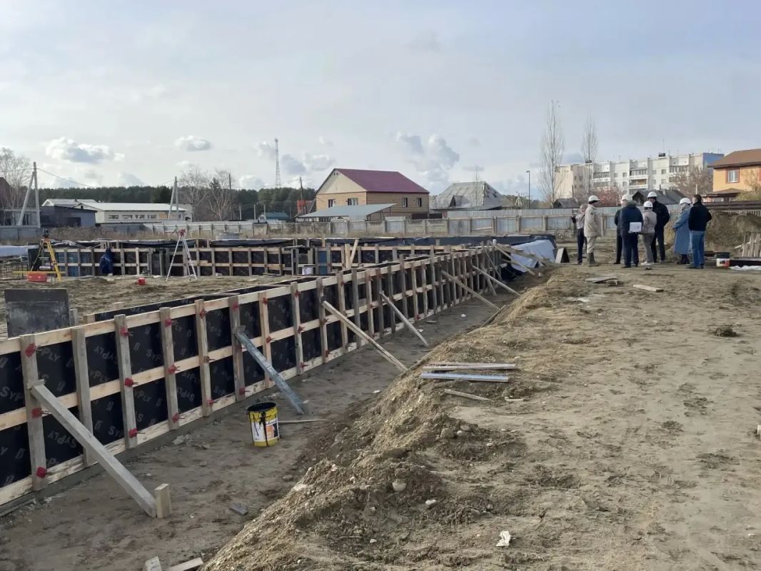 Сергей Петров: В Мегете продолжается строительство физкультурно-оздоровительного комплекса Сергей Петров: В Мегете продолжается строительство физкультурно-оздоровительного комплекса
