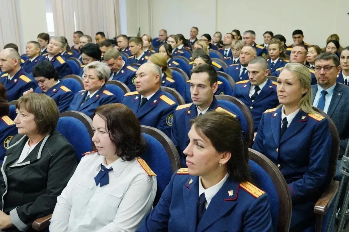 Председатель Законодательного Собрания Александр Ведерников и губернатор Приангарья Игорь Кобзев поздравили Александра Рычкова с назначением на должность руководителя следственного управления СК России по Иркутской области Председатель Законодательного Собрания Александр Ведерников и губернатор Приангарья Игорь Кобзев поздравили Александра Рычкова с назначением на должность руководителя следственного управления СК России по Иркутской области
