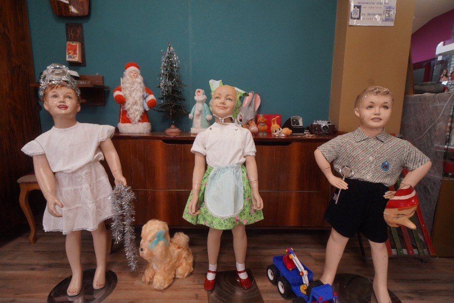 «Как хорошо мы плохо жили»: в Иркутске вспоминают товары местных заводов и фабрик «Как хорошо мы плохо жили»: в Иркутске вспоминают товары местных заводов и фабрик