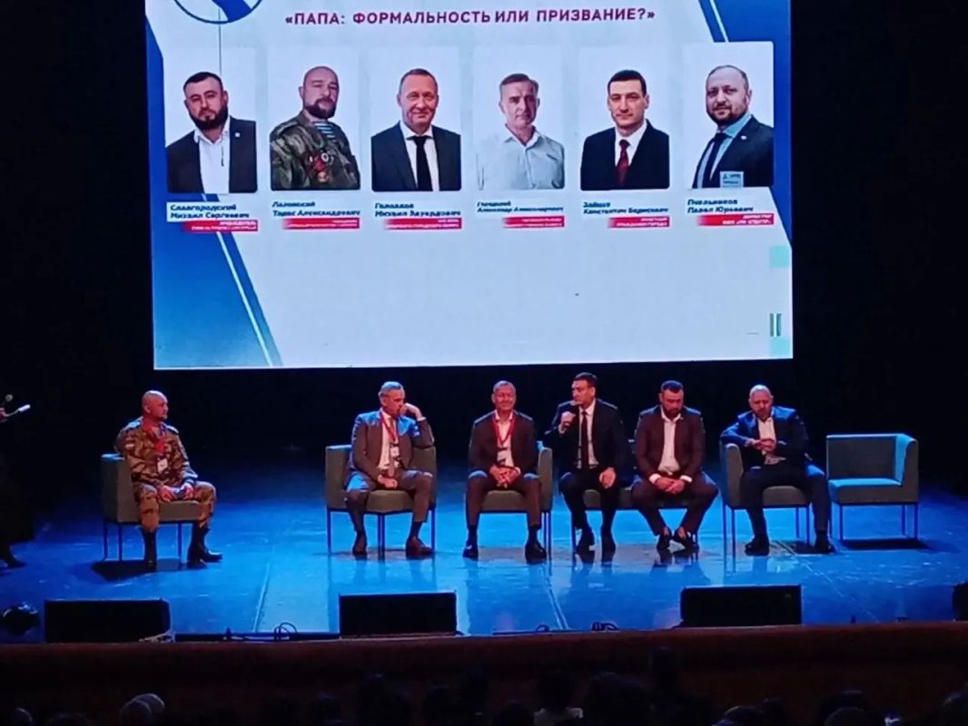 Накануне специалист аппарата Уполномоченного по правам человека в Иркутской области по поручению Светланы Семеновой принял участие в первом региональном Форуме отцов: "ПАПА: формальность или призвание", организованном...