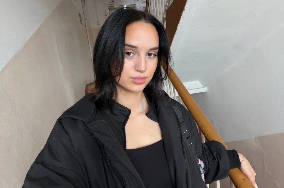 «Выжила благодаря собаке, которая меня грела»: спустя 19 лет сибирячка узнала тайну своего рождения благодаря одному сообщению