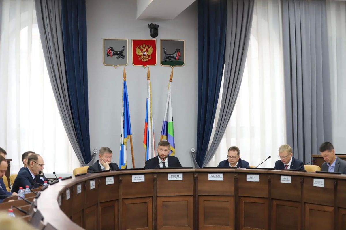 Руслан Болотов: На очередном заседании Думы утвердили корректировки бюджета Иркутска на 2026 год и плановый период 2027 и 2028 годов