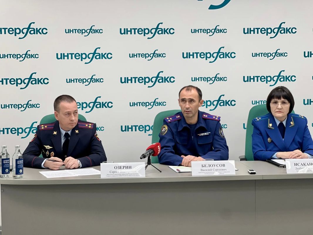 В Иркутске в рамках межведомственной пресс-конференции подведены итоги работы с подростками и родителями, допускающими их к управлению транспортными средствами В Иркутске в рамках межведомственной пресс-конференции подведены итоги работы с подростками и родителями, допускающими их к управлению транспортными средствами
