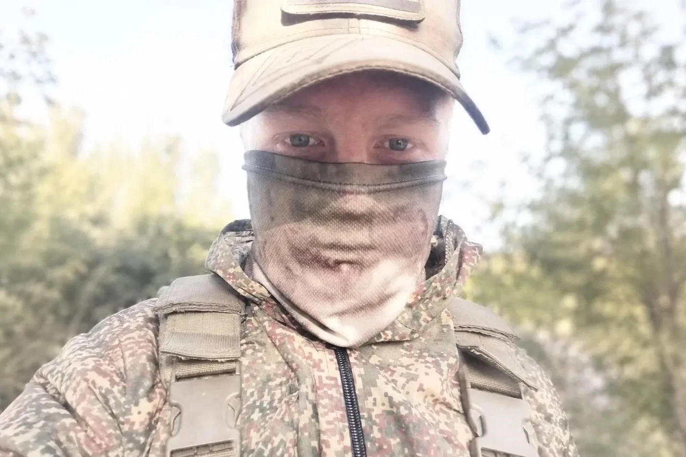 Сергей Петров: Выпускник Ангарского педагогического колледжа Эдуард Геннадьевич за три года вырос от студента до старшего лейтенанта